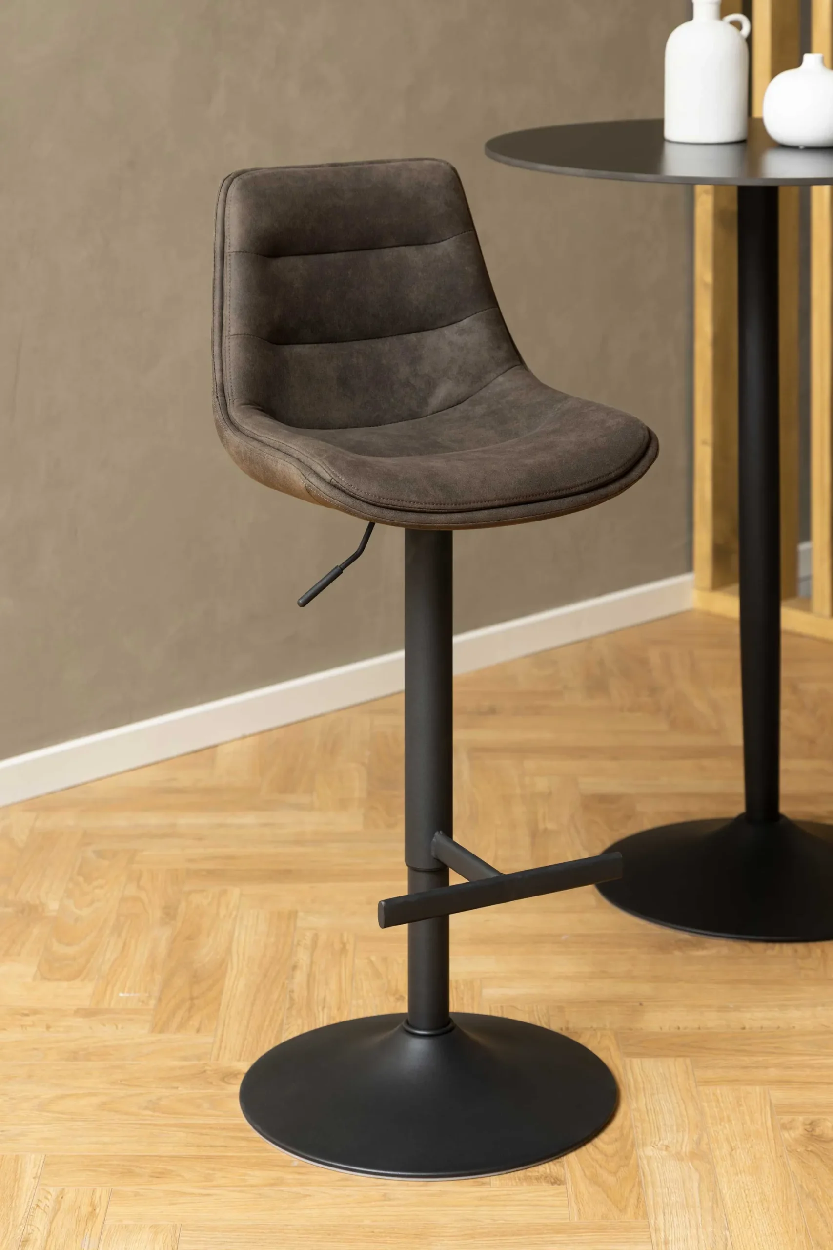 Emob Verstellbarer Barhocker Adèle 65-86cm - /schwarz