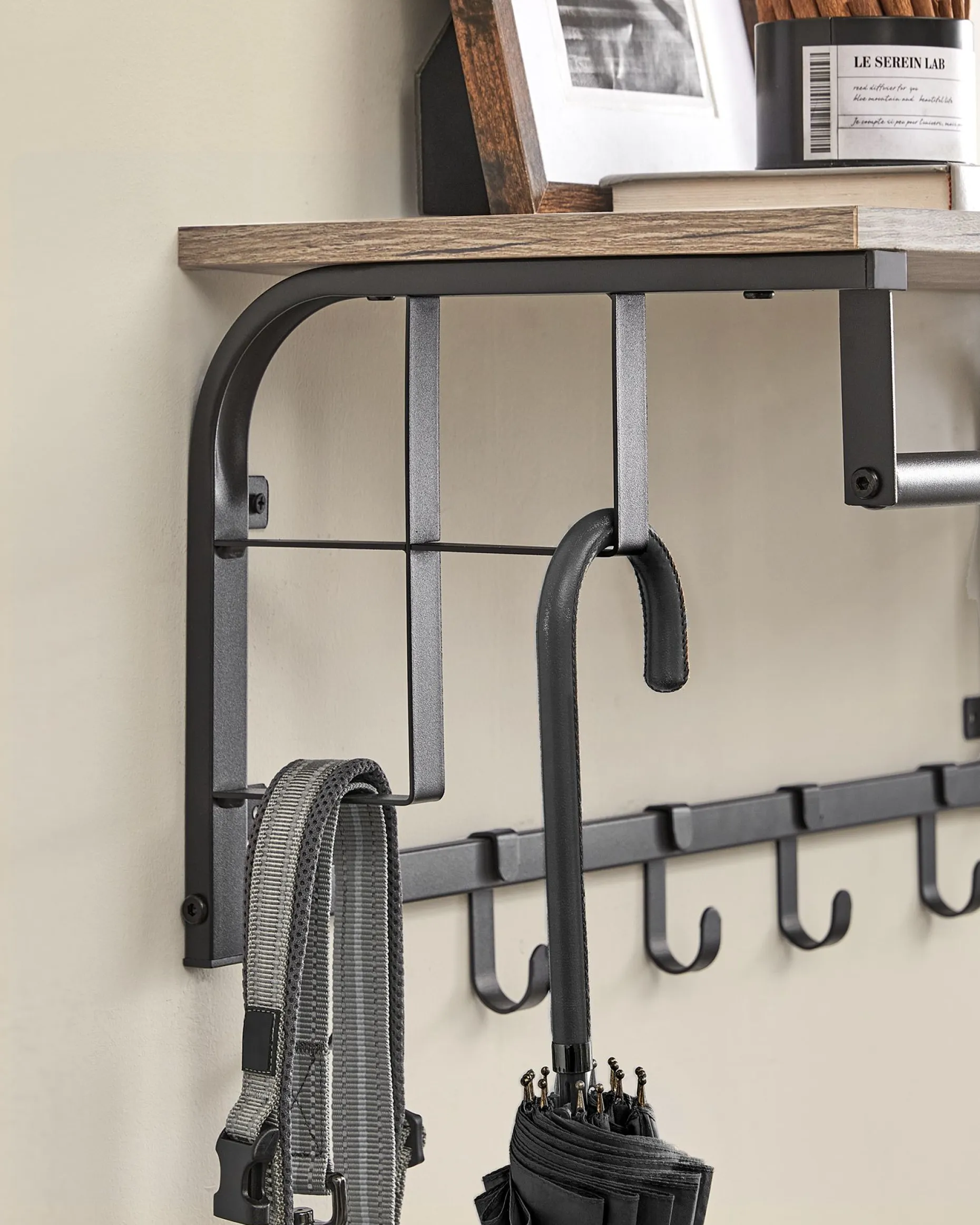 Wandgarderobe Rhodos | 66 x 30 x 27 cm | Graubeige Ausführung