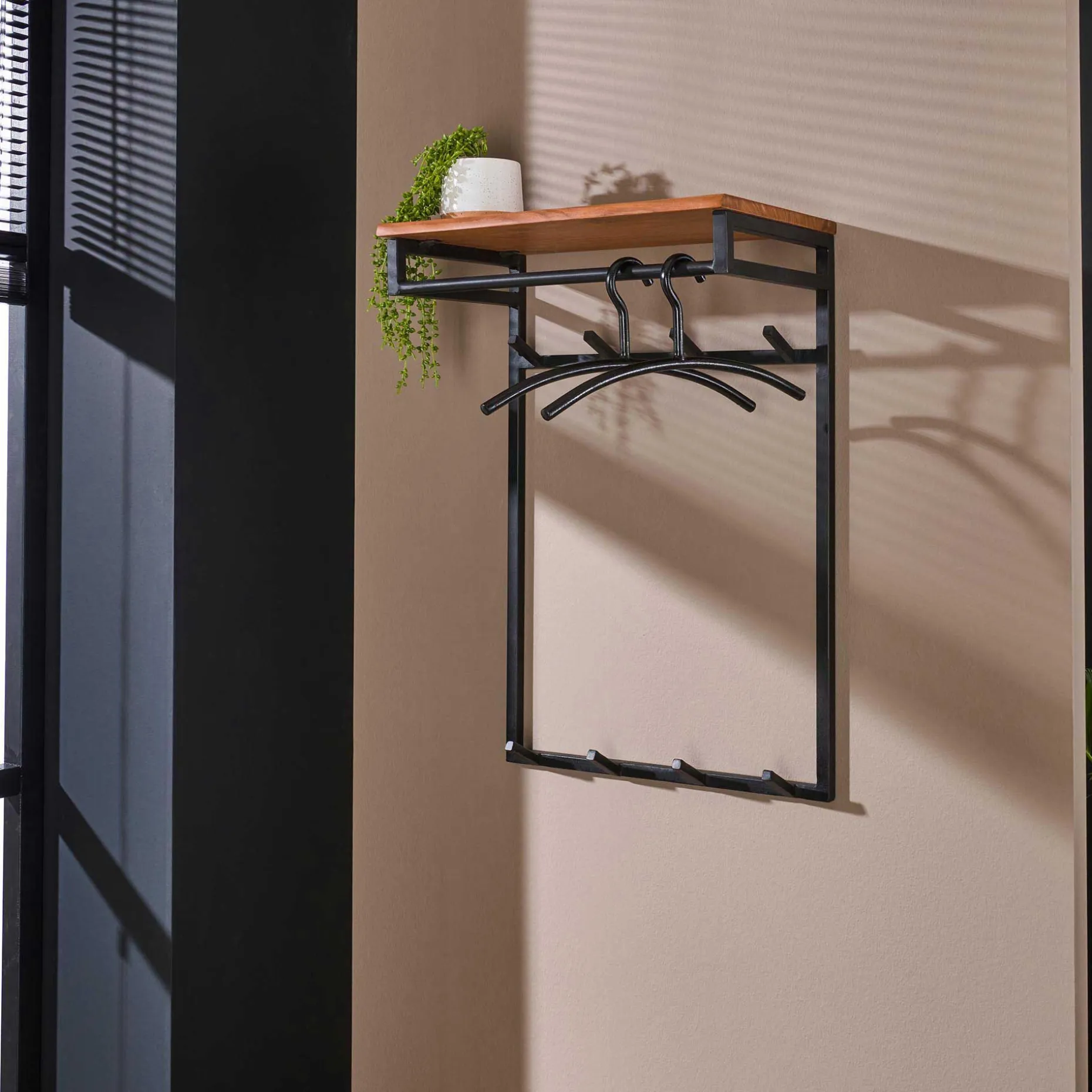 Wandgarderobe Suzy-Akazie