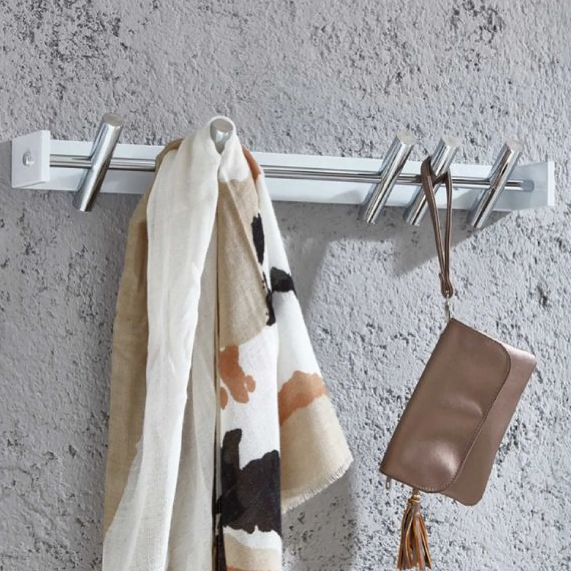 Haku Wandpaneel mit 5 Haken | 60 x 10 x 10 cm | Metall