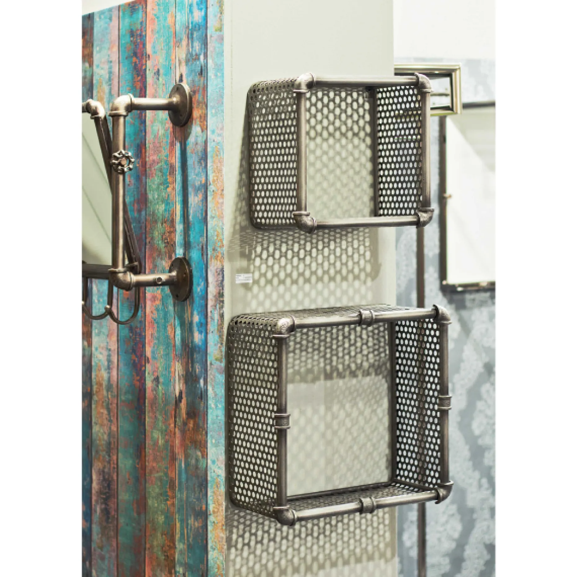 Wandregal Willy - 31x19x31 cm - Stahl/Silber