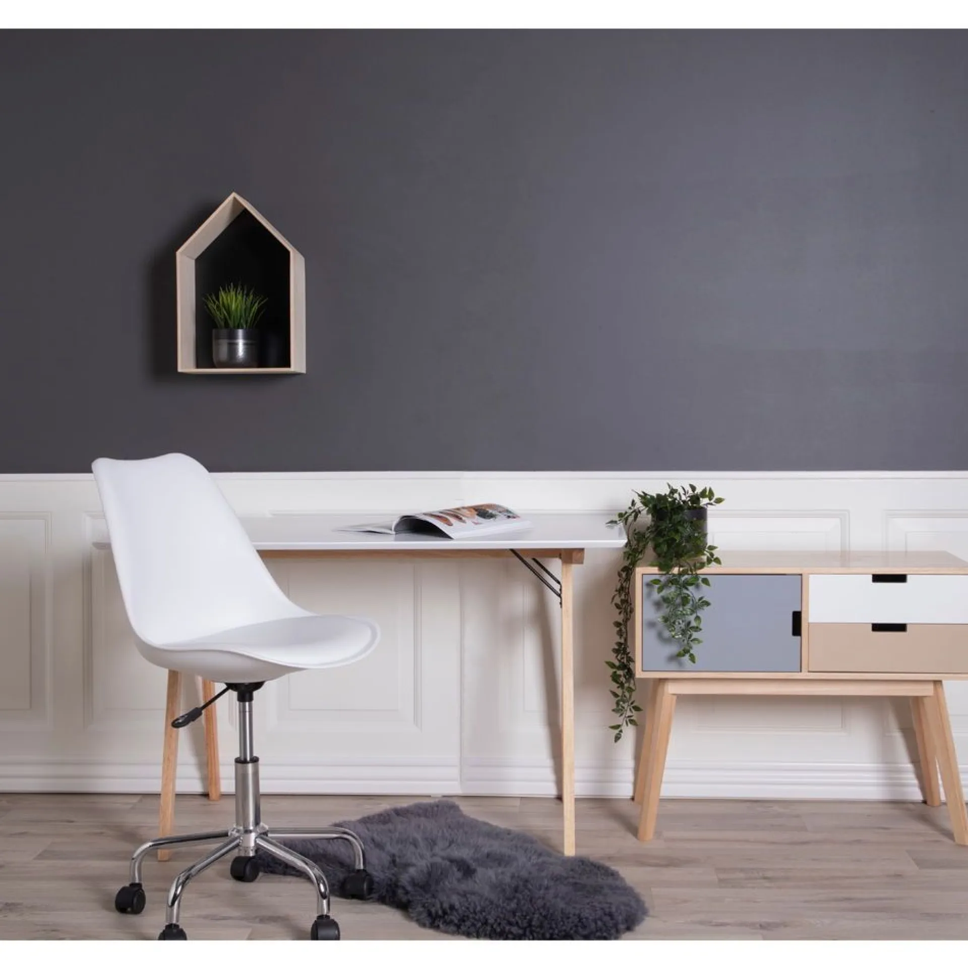 House Nordic er Vojens-Schreibtisch - 120x60x75 cm | MDF, Rubberwood